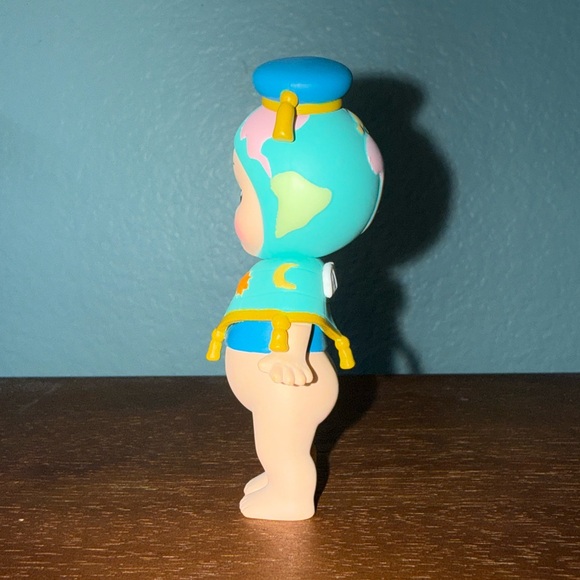 Sonny Angel: Space Adventure - Earth 🌏 - Picture 2 of 5